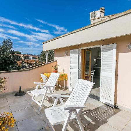 Apartment Mansarda By Interhome Rosignano Solvay Exterior foto