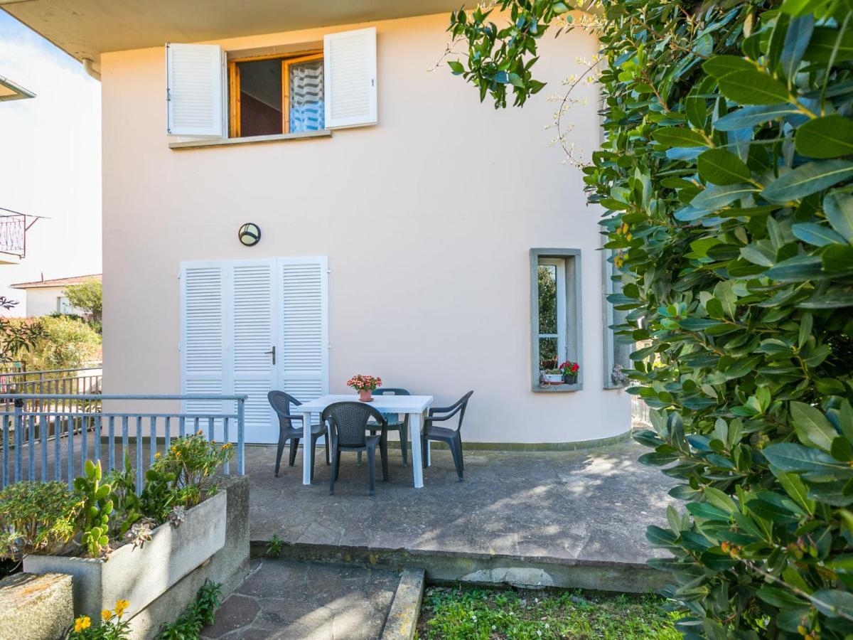 Apartment Mansarda By Interhome Rosignano Solvay Exterior foto