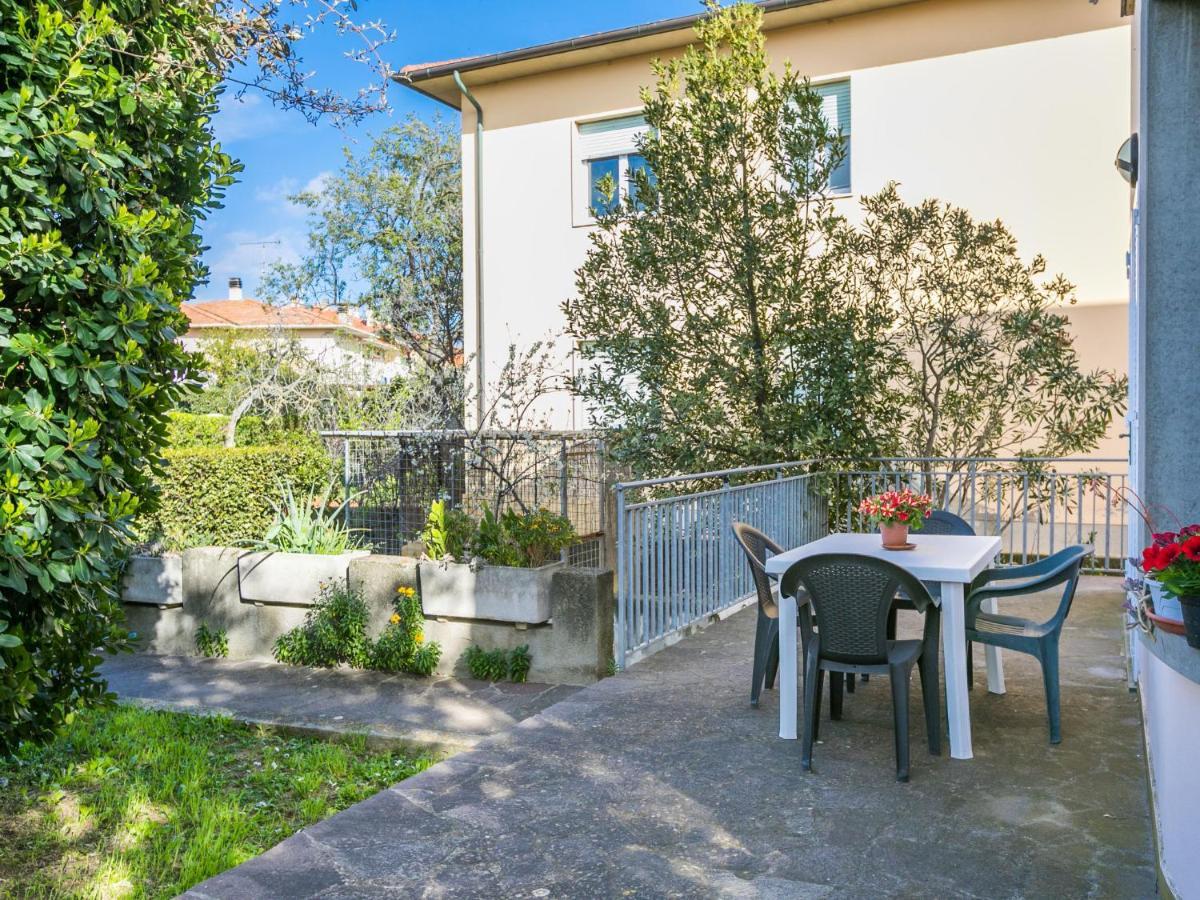 Apartment Mansarda By Interhome Rosignano Solvay Exterior foto